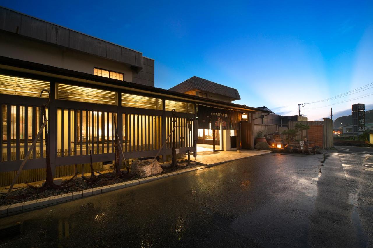 黒潮の宿 臨海荘 -Kuroshio No Yado Rinkaisou- Katsuura  Exterior foto