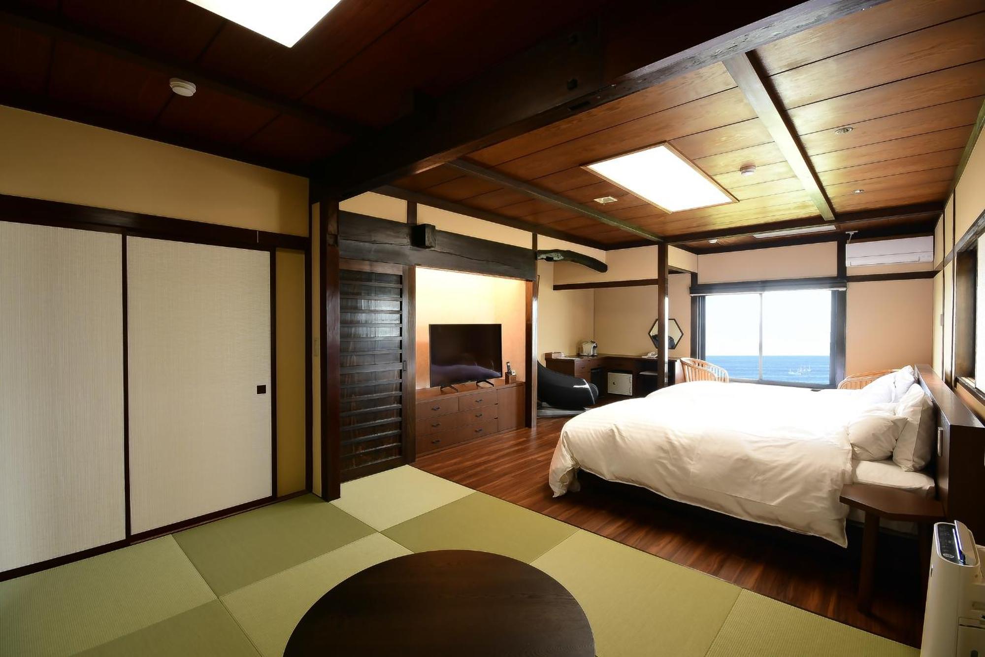 黒潮の宿 臨海荘 -Kuroshio No Yado Rinkaisou- Katsuura  Exterior foto